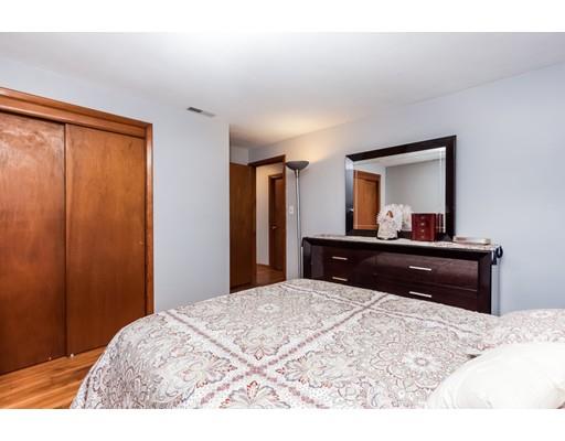 63 Gerald St, Springfield, MA 01109 photo 16