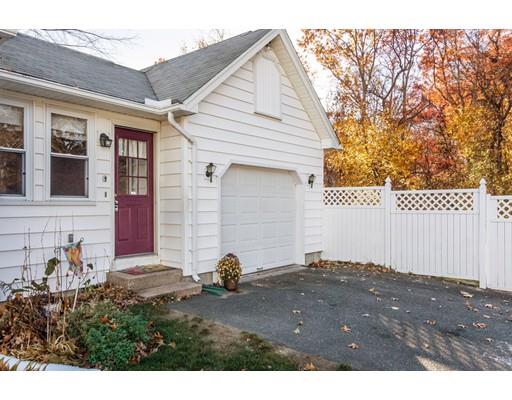 63 Gerald St, Springfield, MA 01109 photo 2