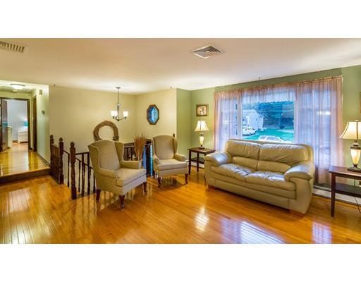 56 Hickory Dr, Raynham, MA 02767 photo 9