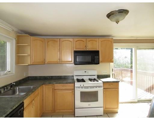 385 Plumtree Rd, Springfield, MA 01118 photo 6