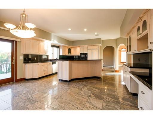 87 Juniper Dr, Saugus, MA 01906 photo 9