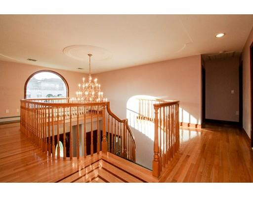 87 Juniper Dr, Saugus, MA 01906 photo 14