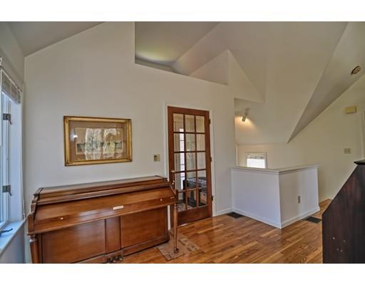 289 Maple St, Middleton, MA 01949 photo 4