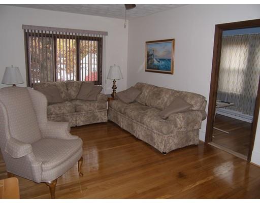 9 Hillside Ave, Saugus, MA 01906 photo 11