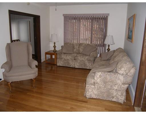 9 Hillside Ave, Saugus, MA 01906 photo 10