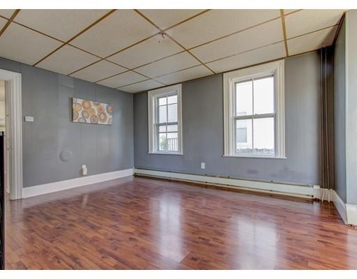 37 Derby St, Gloucester, MA 01930 photo 7