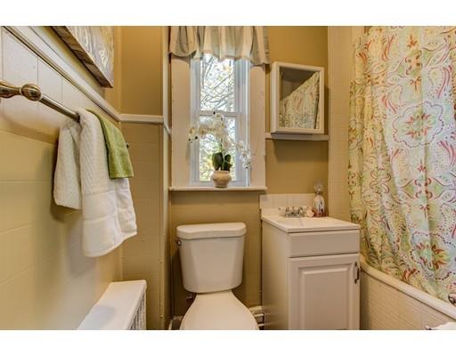 37 Derby St, Gloucester, MA 01930 photo 12