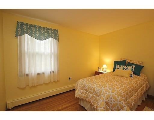 1 W Pine Dr, Walpole, MA 02081 photo 17