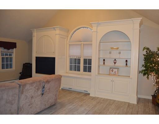 2 Chapin Ct, Mendon, MA 01756 photo 12