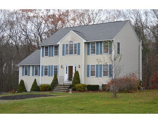 2 Chapin Ct, Mendon, MA 01756 photo 2