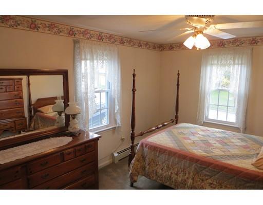 6 Vincent Cir, Worcester, MA 01604 photo 8