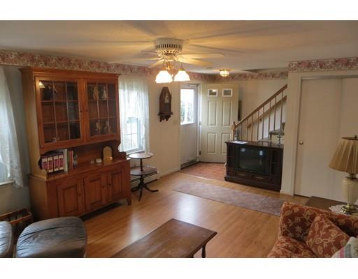 6 Vincent Cir, Worcester, MA 01604 photo 4