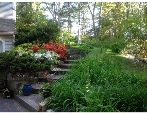 276 Spring St, Hanover, MA 02339 photo 2