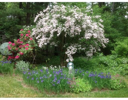 276 Spring St, Hanover, MA 02339 photo 3