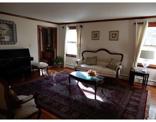 31 Farm St, Canton, MA 02021 photo 10