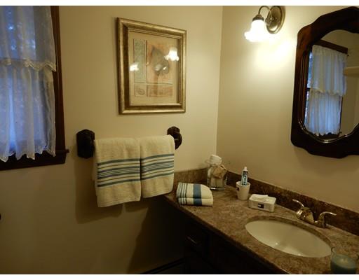 31 Farm St, Canton, MA 02021 photo 15