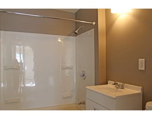 17 Beauchamp St, Springfield, MA 01104 photo 9