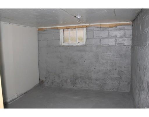 17 Beauchamp St, Springfield, MA 01104 photo 16