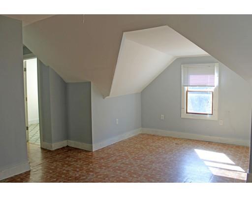 17 Beauchamp St, Springfield, MA 01104 photo 5