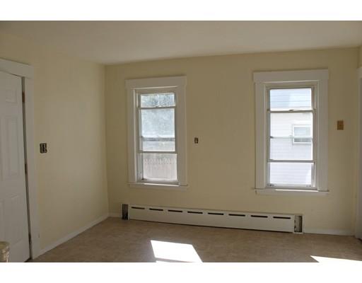 17 Beauchamp St, Springfield, MA 01104 photo 12