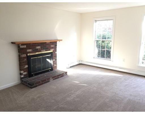 27 Davis St, Walpole, MA 02081 photo 5