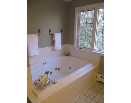 9 Danlyn Dr, Sutton, MA 01590 photo 24