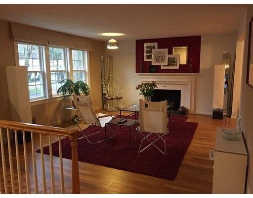 2 Bancroft Cir, Framingham, MA 01701 photo 3