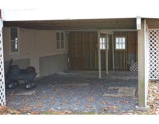 2 Bancroft Cir, Framingham, MA 01701 photo 28