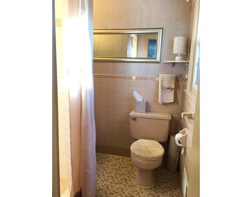 2 Bancroft Cir, Framingham, MA 01701 photo 20