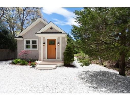 311 Main St, Cotuit, MA 02635 photo 1