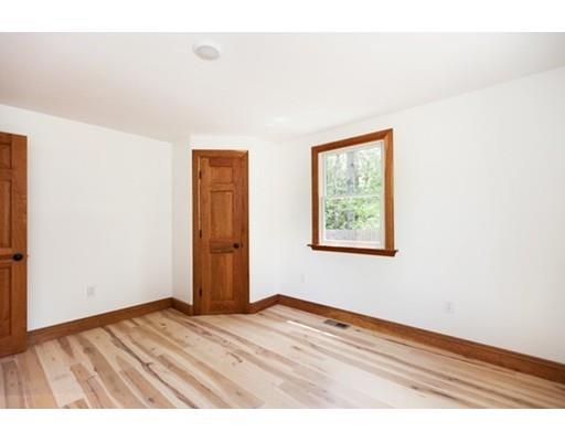 311 Main St, Cotuit, MA 02635 photo 11