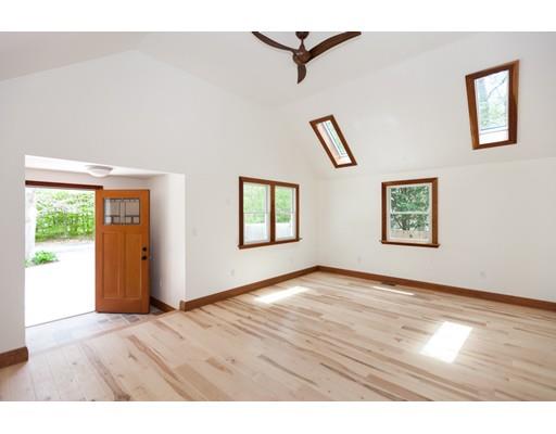311 Main St, Cotuit, MA 02635 photo 6