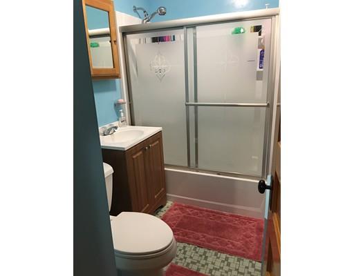 11 Boardman St, Worcester, MA 01606 photo 9
