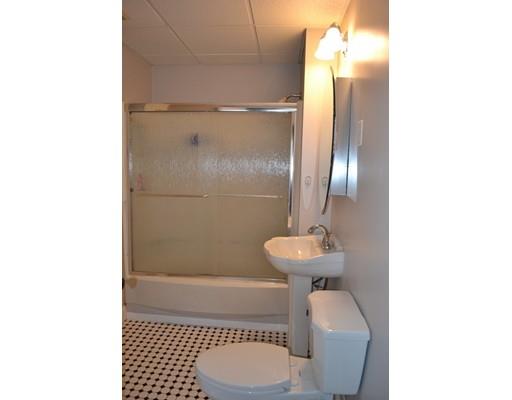 41 Chatham St #8, Worcester, MA 01609 photo 12