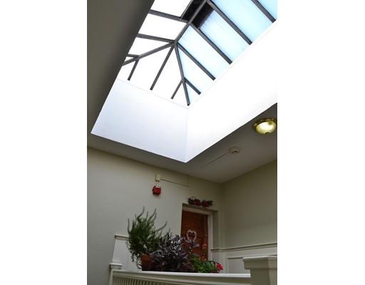 41 Chatham St #8, Worcester, MA 01609 photo 4