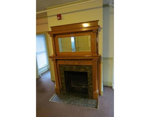 119 Forest St, Worcester, MA 01609 photo 2