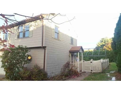 14 Matthew Dr, Easthampton, MA 01027 photo 4
