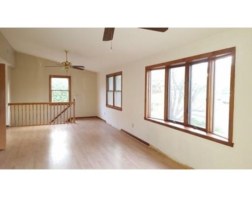 14 Matthew Dr, Easthampton, MA 01027 photo 25
