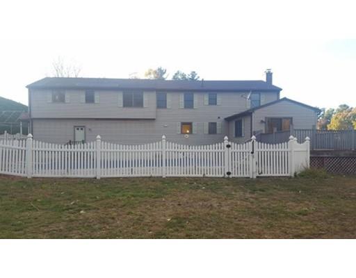 14 Matthew Dr, Easthampton, MA 01027 photo 3