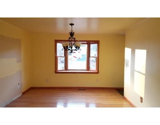 14 Matthew Dr, Easthampton, MA 01027 photo 18