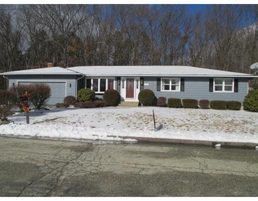 169 Labelle Cir, Chicopee, MA 01020 photo 1