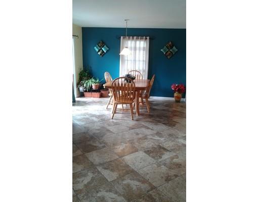 42 Stocker St, Springfield, MA 01129 photo 10