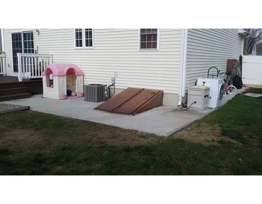 42 Stocker St, Springfield, MA 01129 photo 25