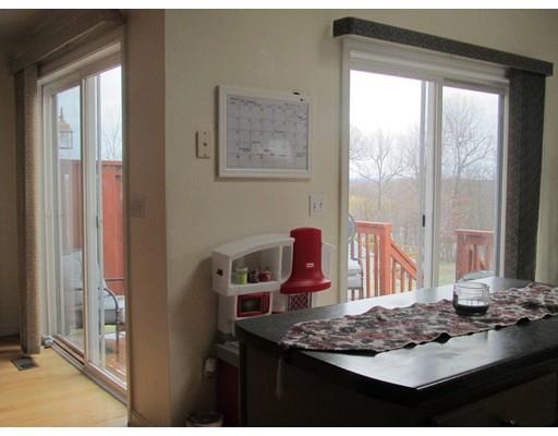 88 Ledgecrest Dr, Worcester, MA 01603 photo 8