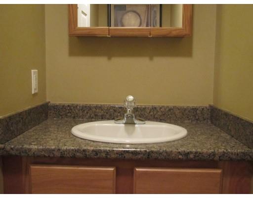 88 Ledgecrest Dr, Worcester, MA 01603 photo 13