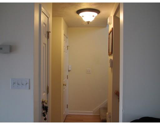 88 Ledgecrest Dr, Worcester, MA 01603 photo 12
