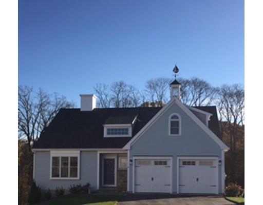 4 Callahan Pl, Hingham, MA 02043 photo 1