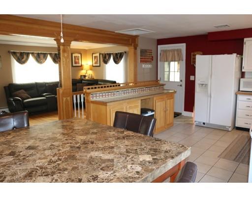 2 Coderre Dr, Bellingham, MA 02019 photo 2