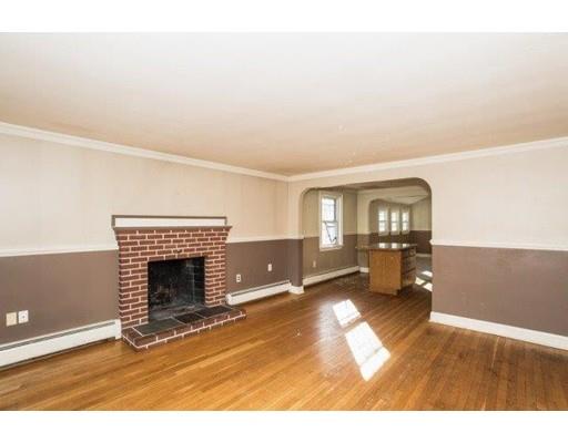 127 Oak St, Randolph, MA 02368 photo 3