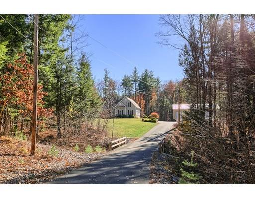 63 Goodhue Rd, Windham, NH 03087 photo 3